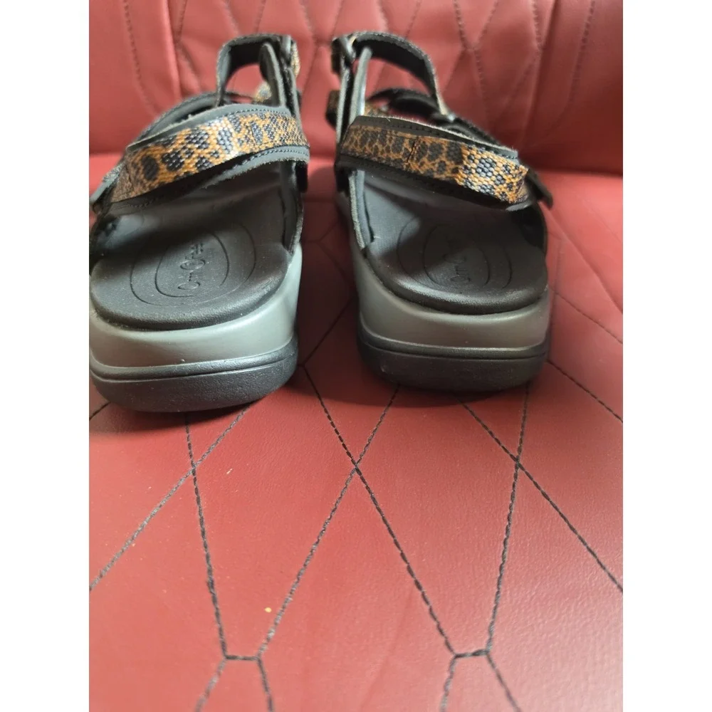 Orthofeet Women's Black/Brown Animal Print Strappy Sandals US 6.5 B Medium